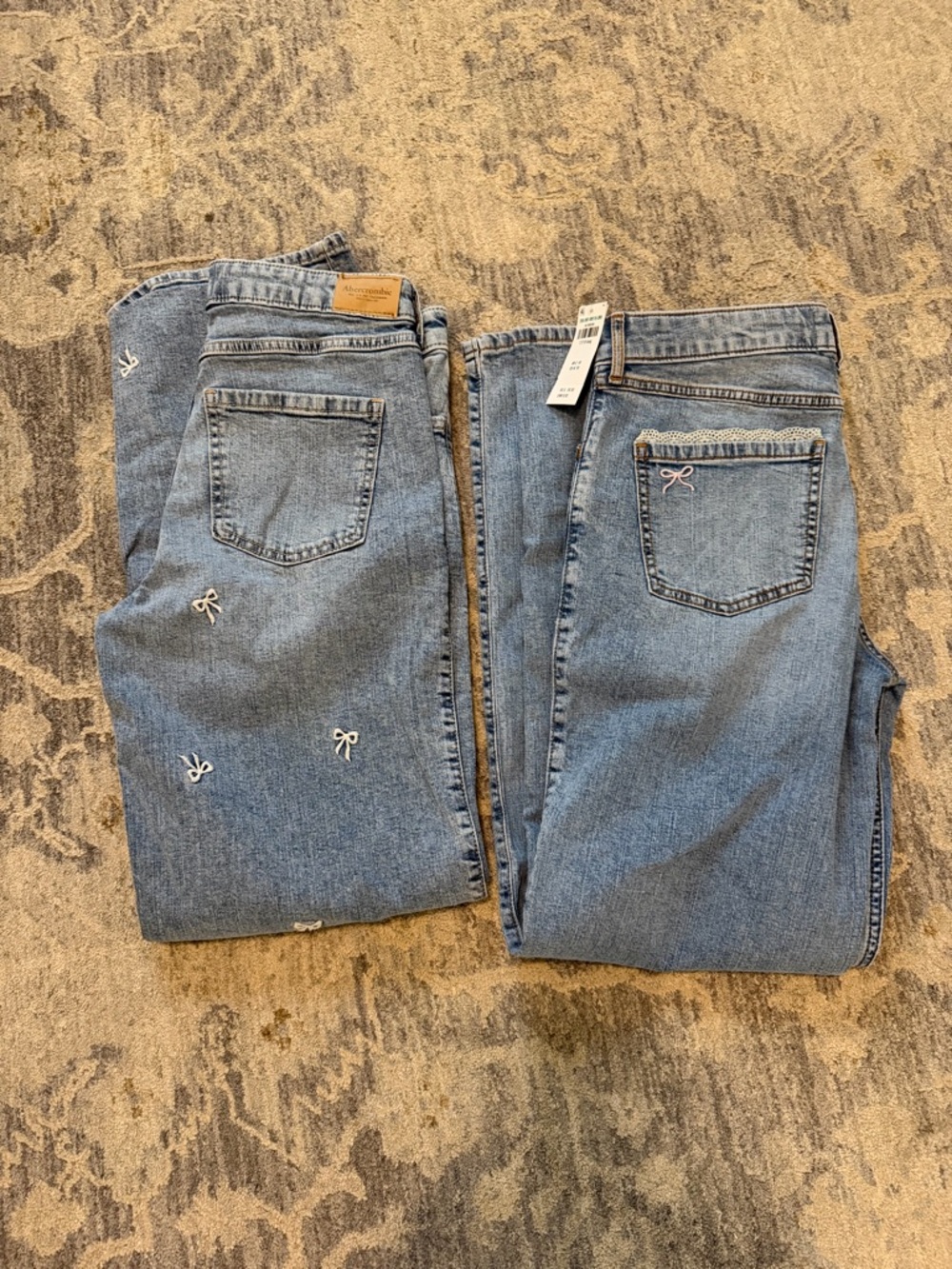 Abercrombie & Fitch Light Blue Embroidered Bow Jeans